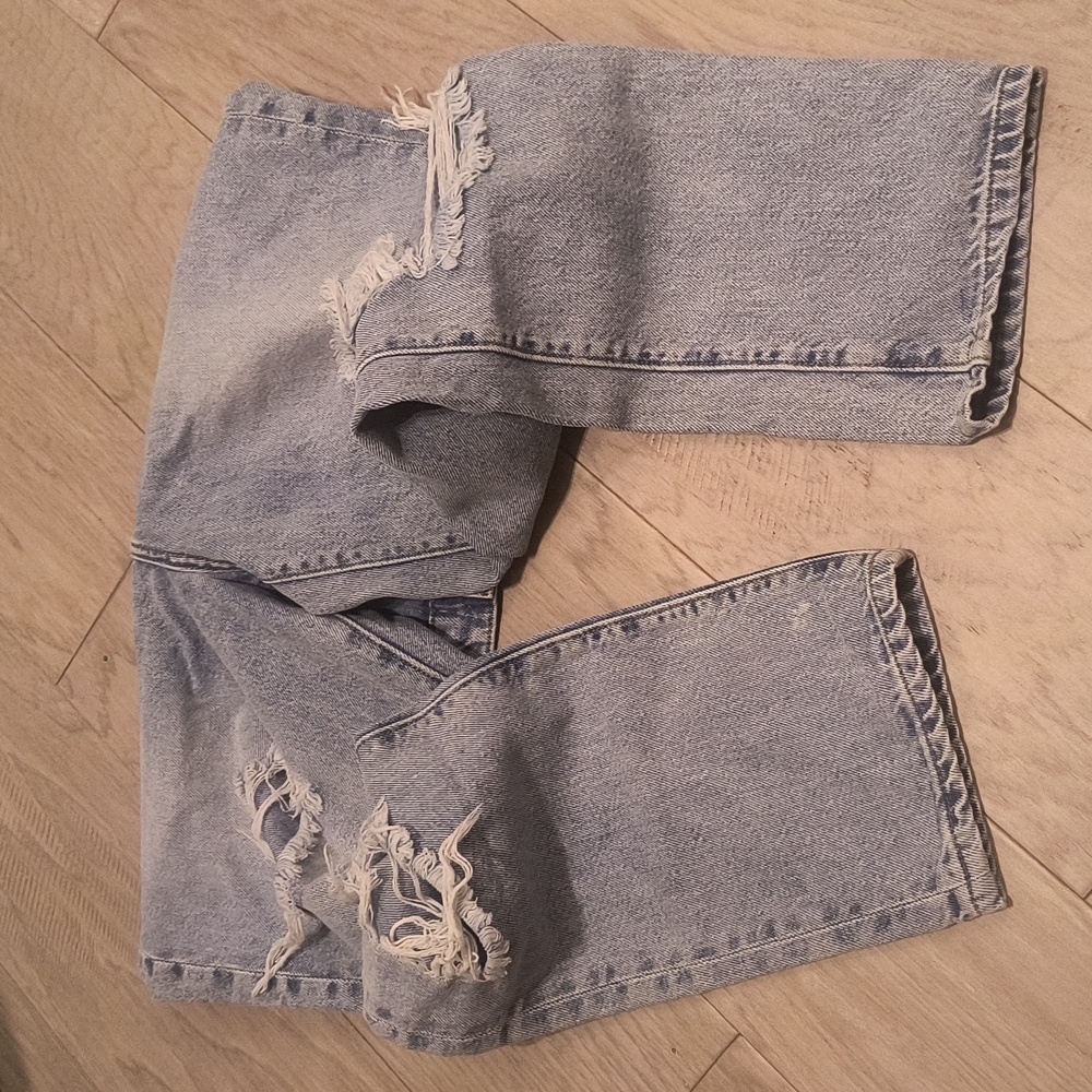 Simple Society Ripped Jeans - Picture 4 of 15